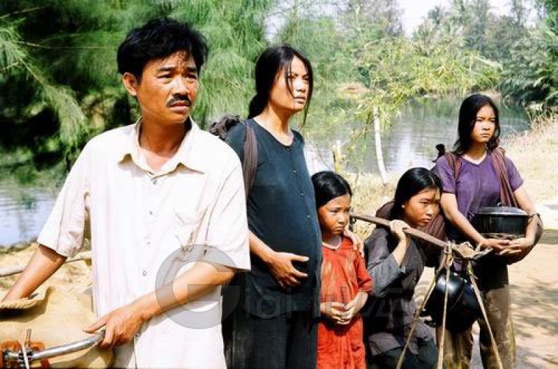 Xem Phim Áo Lụa Hà Đông, The White Silk Dress 2006