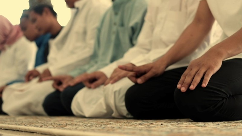 Xem Phim Dưới Trăng Lưỡi Liềm, Under the Crescent Moon 2022 Xem Phim Dưới Trăng Lưỡi Liềm, Under the Crescent Moon 2022