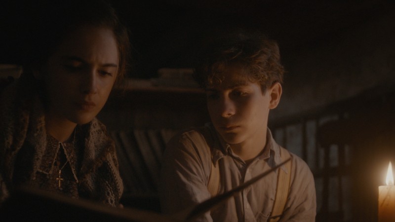 Xem Phim Hài Cốt Thầm Thì, Queen of Bones 2025