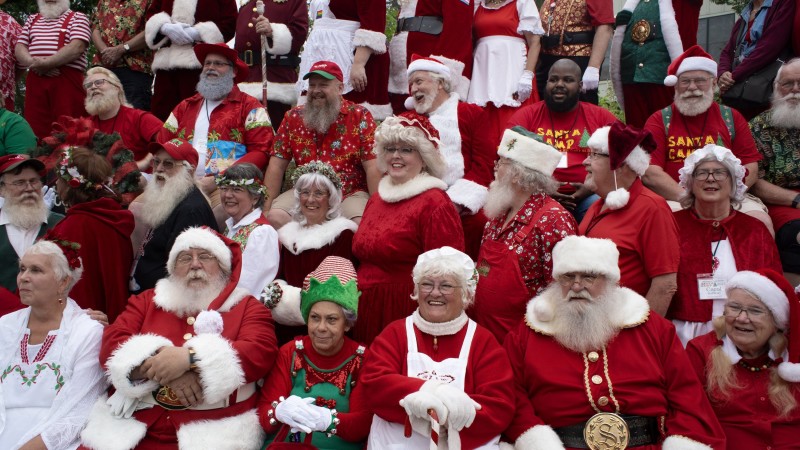 Xem Phim Hội Trại Ông Già Noel, Santa Camp 2022