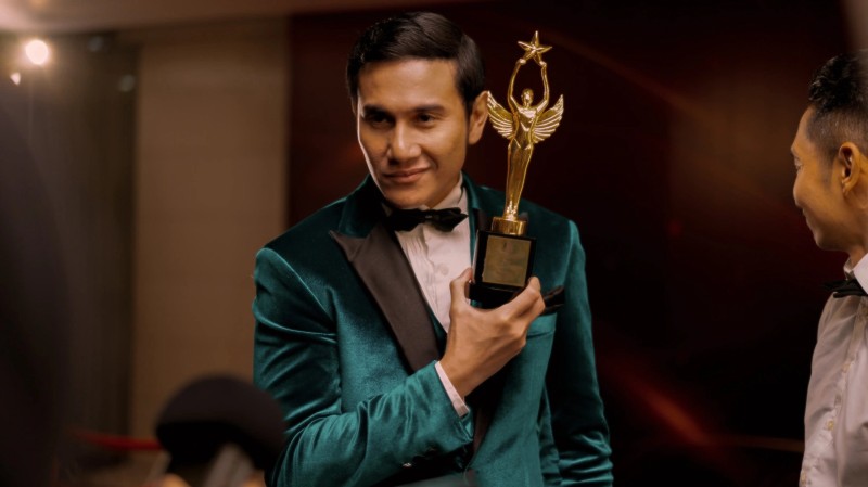 Xem Phim Lạc Trong Hào Quang, Lost in the Spotlight 2025 Xem Phim Lạc Trong Hào Quang, Lost in the Spotlight 2025