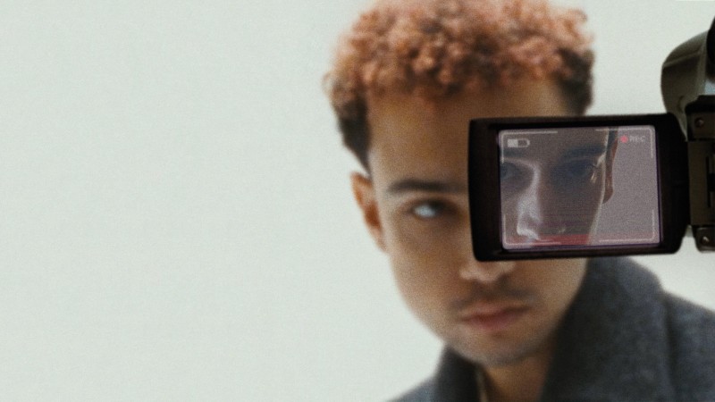 Xem Phim Mèo Vờn Chuột, Lurker 2025 Xem Phim Mèo Vờn Chuột, Lurker 2025