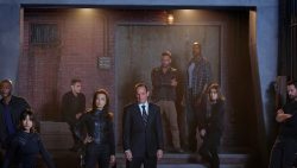 Xem Phim Agents Of S.H.I.E.L.D Season 2 - 2015, Agents Of S.H.I.E.L.D Season 2 2015